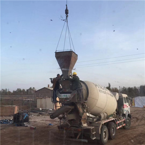 石狮市“精准瞄准”—— 吊车的 “定位导航” 技术